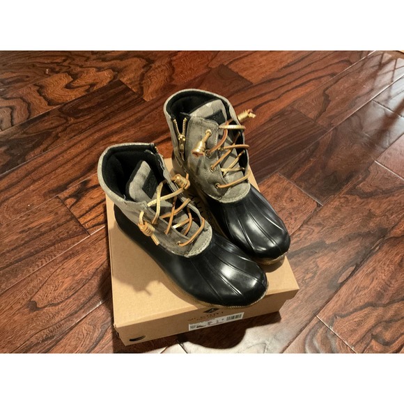 * SPERRY SALTWATER MET CAMO OLIVE  WOMENS BOOTS - Picture 1 of 5